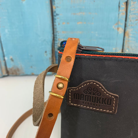 Bird in The Pocket