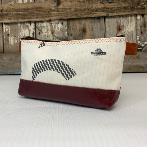 Sail Away Pouch