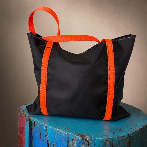 RESQ Signal Tote