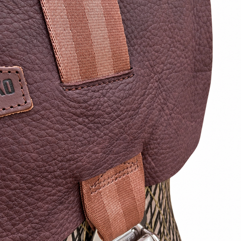 Designer Deluxe