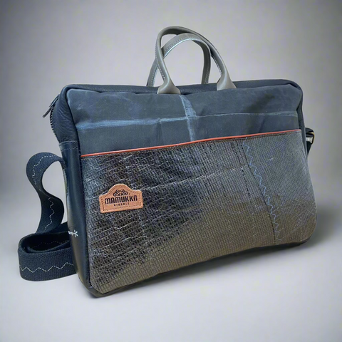 13” Captain Laptop Bag