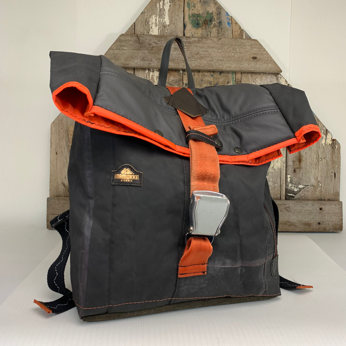 The Bag With No Name, Yet