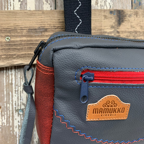 The Quest Sling Bag