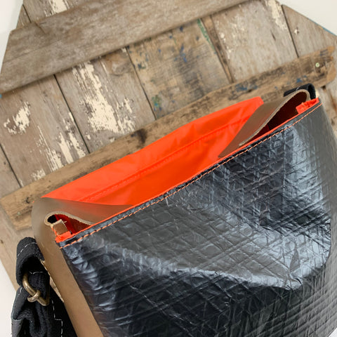 Hugo Boss Eco Urban Messenger