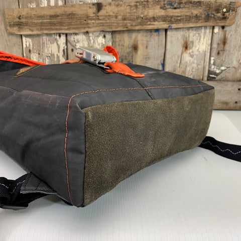 The Bag With No Name, Yet