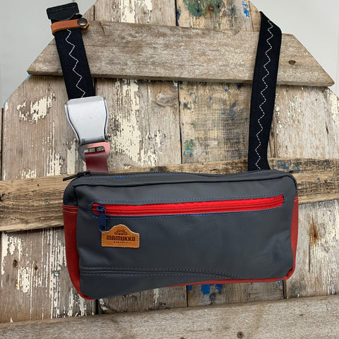 The Quest Sling Bag